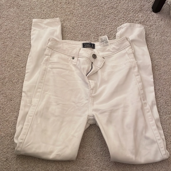 Abercrombie Simone High Rise White Jean Legging - Picture 5 of 5